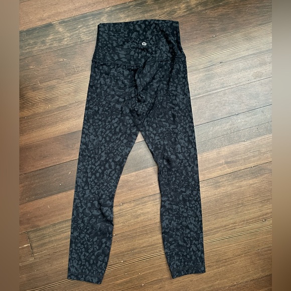 Lululemon Align high-rise crop 23” - Picture 7 of 9